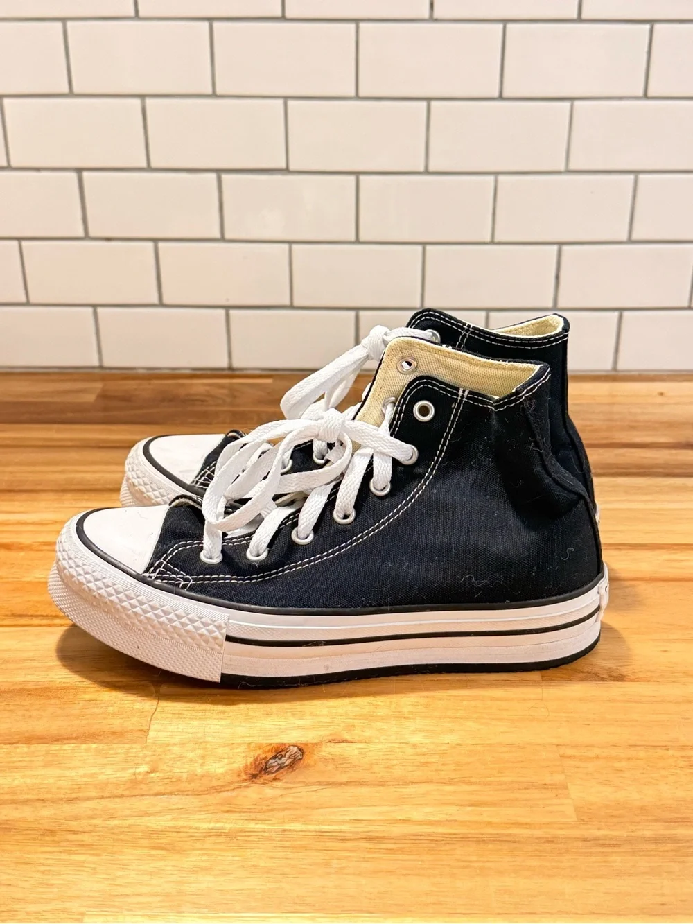 Converse Black & White High-Top Kids Sneakers platform size Y4